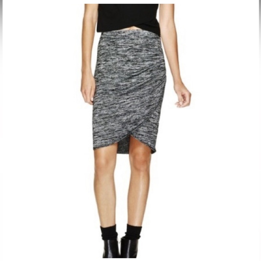 Aritzia Wilfred Free Tyra Skirt